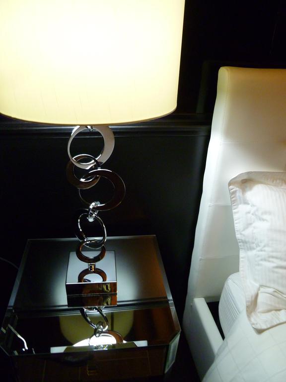 Aux Portes d'Honneur Cluny Chambre photo